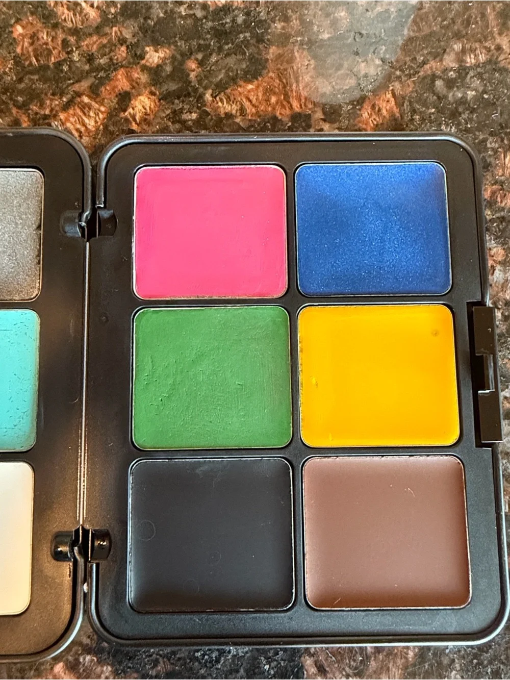 Makeup Forever make up